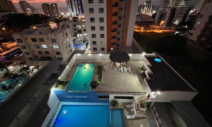 Tonsupa Apartamento | Linda Suite Tonsupa 2 cuadras del mar 2 piscinas Av. Club del Pacifico