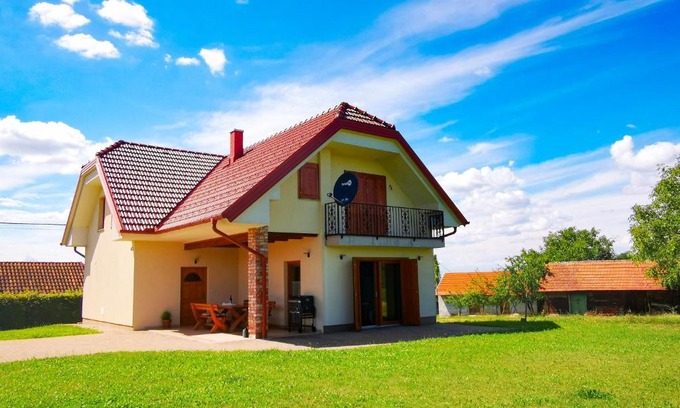 Beltinci Casa | Lindika