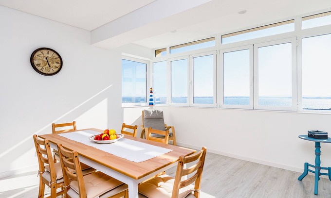 Cacilhas Apartamento | Lindo Apartamento a 10 Minutos de Lisboa com Explêndidas Vistas Sobre o rio Tejo