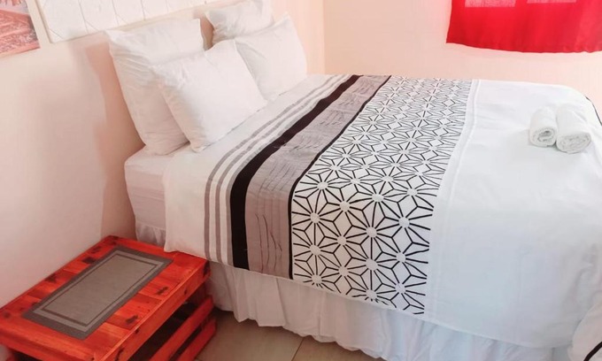 Estcourt Casa | Lindo Guest house