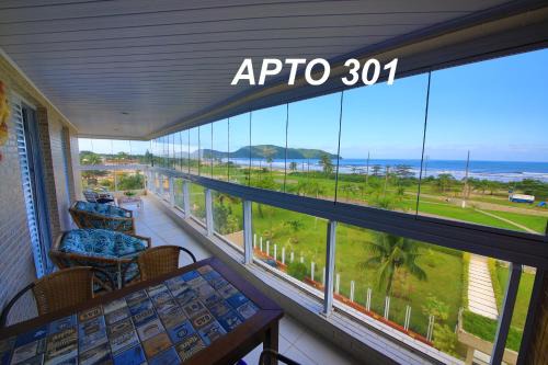 Indaia Apartamento | LINDO NOVISSIMO e PÉ NA AREIA