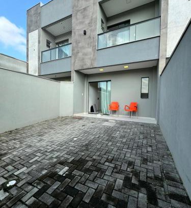Rio Pequeno Apartamento | Lindo Sobrado em Camboriú
