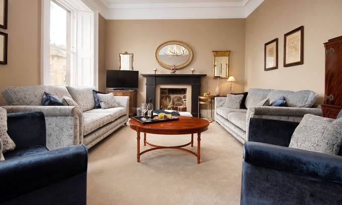Kelso Apartamento | LINEN HOUSE & THE SCOTT APARTMENT - townhouse apartment in Kelso