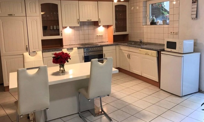 Saarburg Apartamento | Linh's Ferienwohnung