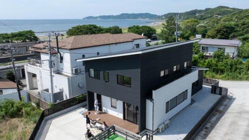 Nagawa Casa | Links seaside resort -ビーチまで徒歩1分&サウナ完備-