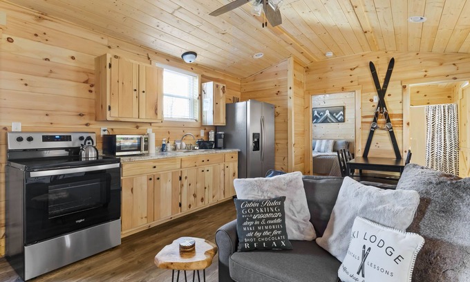 Newland Cabina | Linville Gorge 2 Bd 1 Bth Mountain Getaway!