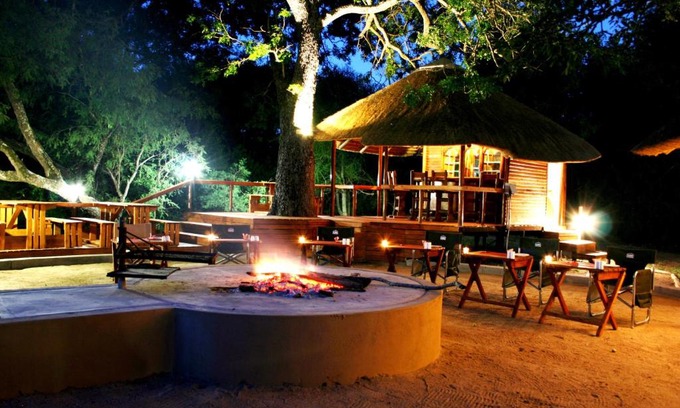 Thorny Bush Game Reserve Cabina | Lion Tree Top Lodge
