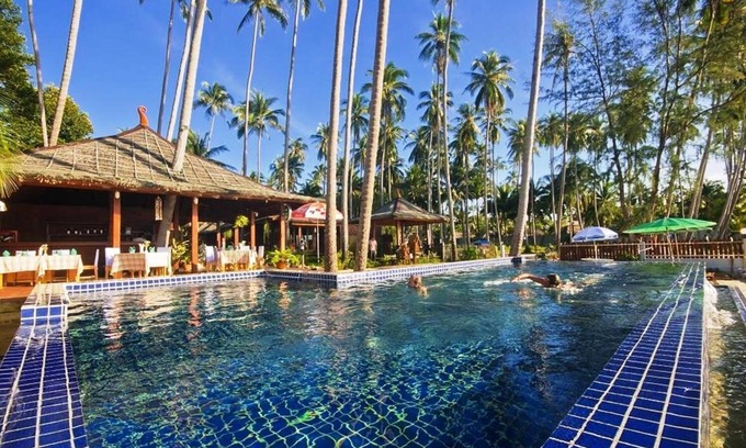 Lipa Noi Hotel | Lipa Bay Resort