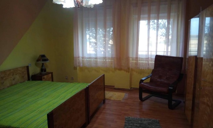 Vojvodina Casa | Liza Panzio, Mali Idos