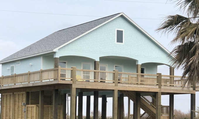 Port Bolivar Casa | Lisa's Landing 3 Bedroom Home by Redawning
