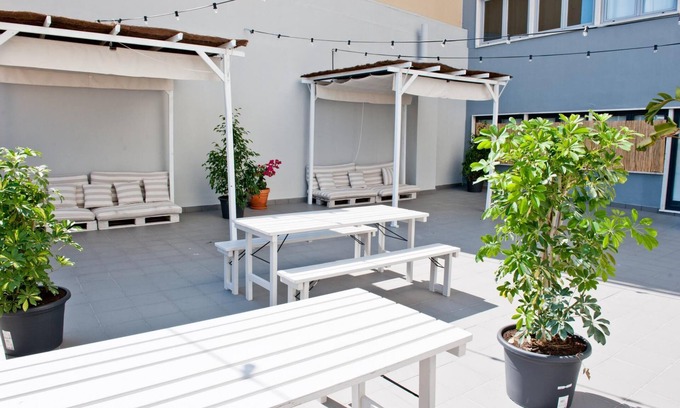 Santo Antonio Apartamento | Lisbon Martini Nest by Misha s Place 6A