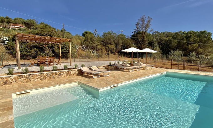 Porto Azzurro Villa | Villa con piscina privada,solarium, A/C, WI-FI y excelente vista al mar
