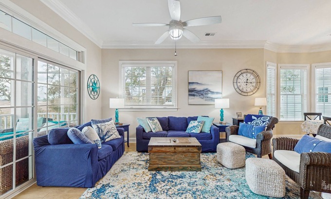 Litchfield by the Sea Condominio | Litchfield by the Sea 2nd-floor condo with spectacular views, pool & hot tub