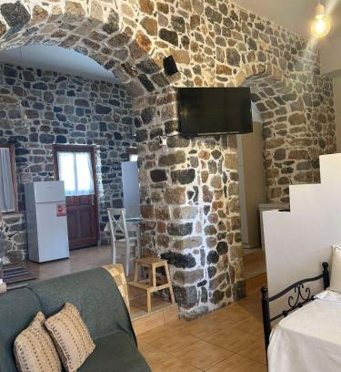 Pothia Apartamento | Lithos Family Apartment