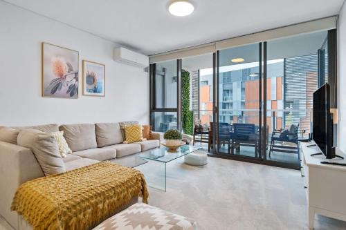 Little Bay Apartamento | Little Bay Haven-Stylish Coastal Apartment