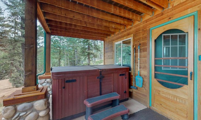 Florissant Casa | Little Bear Retreat
