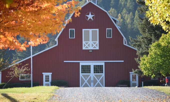 Trout Creek Otro | Little Beaver Creek Ranch Four Bedroom Guest House