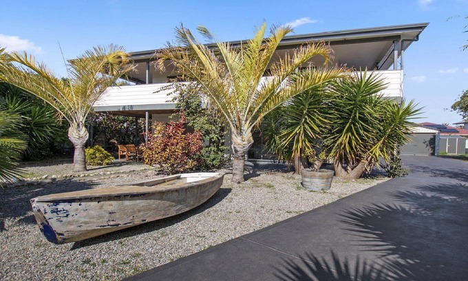 Aldinga Beach Casa | Little Boast Beach House by Wine Coast Holidays