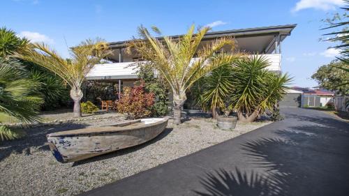 Aldinga Beach Casa | Little Boat Beach House at Aldinga Beach by Wine Coast Holiday Rentals