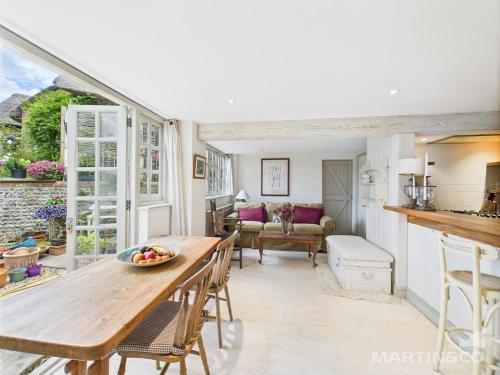 Ford Casa | Little Brambles Coastal Retreat