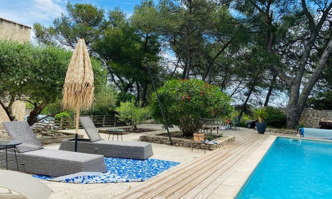 Quartier des Espesses Casa | Little corner of Paradise