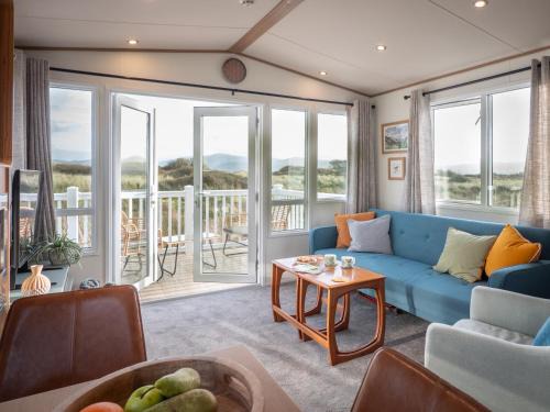Borth Casa | Little Curlew, Ynyslas, Borth