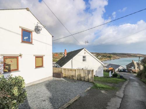 Coverack Casa | Little Fernleigh
