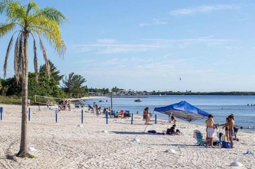 Ruskin Apartamento | Little Harbor Resort #306 Tampa Bay FL Beach, Bayside, 2 Pools