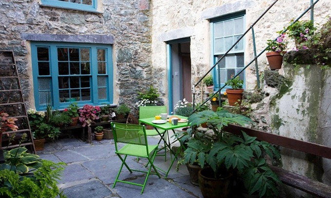 Menai Bridge Cabaña | Little Hawthorn