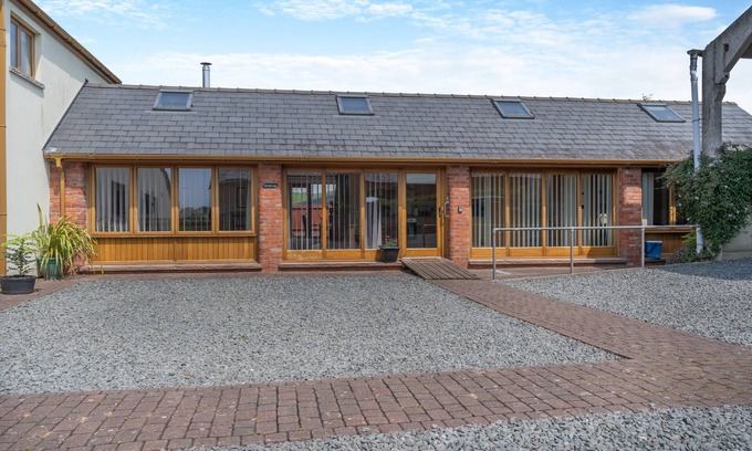 Monmouth Casa | Little Hendre Barn - Una Habitación Casa, Capacidad 2
