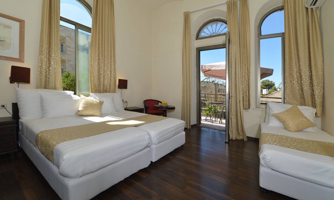 Meqor Hayyim Hotel | Little House in Bakah