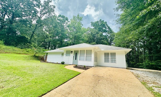 Tuscaloosa Casa | Little House on the Hill