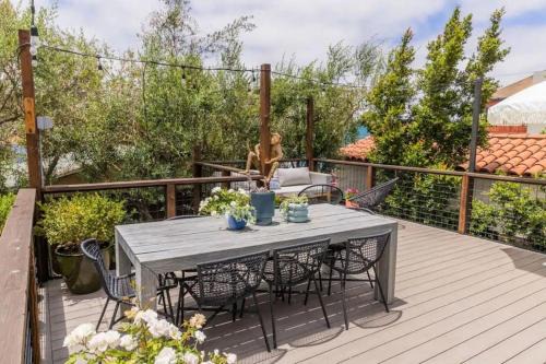 Little Italy Casa | Little Italy 3BD Home with Huge Patio & Backyard