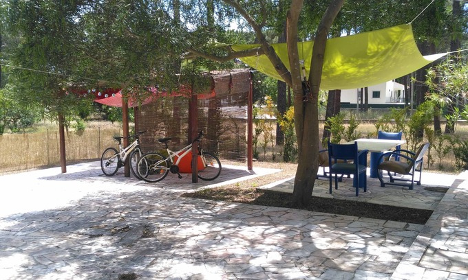 Charneca de Caparica e Sobreda Casa | Pequeña casa de ocio - Amazing Leisures, AL