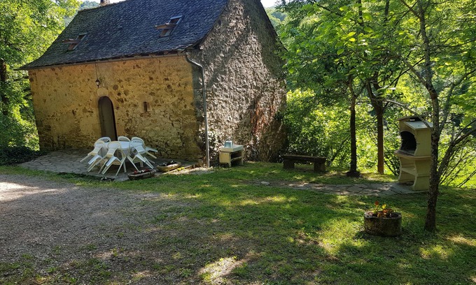 Najac Casa | Little Peaceful House in Nature