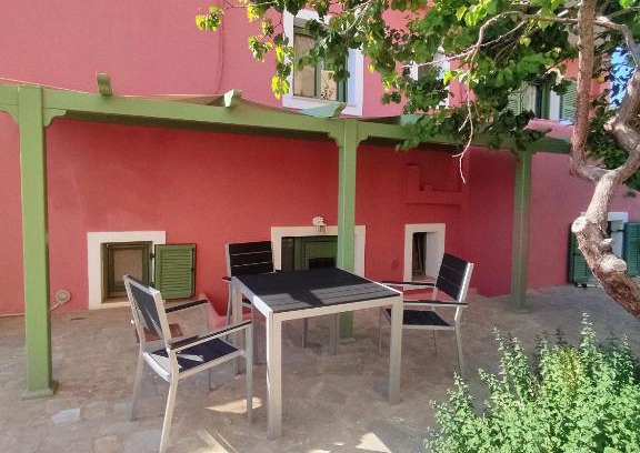 Kontos Apartamento | Little pomegranate apartment