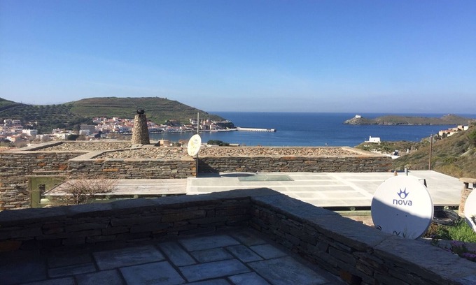 Korissia Casa | Little Seashell-Relaxing holidays overlooking the picturesque harbor