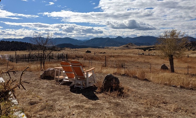 Canon City Casa | Little Suite at Little Canyon Inn. minutes to Royal Gorge