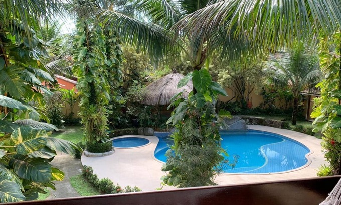 Portal das Artes Casa | Pequeño paraíso tropical