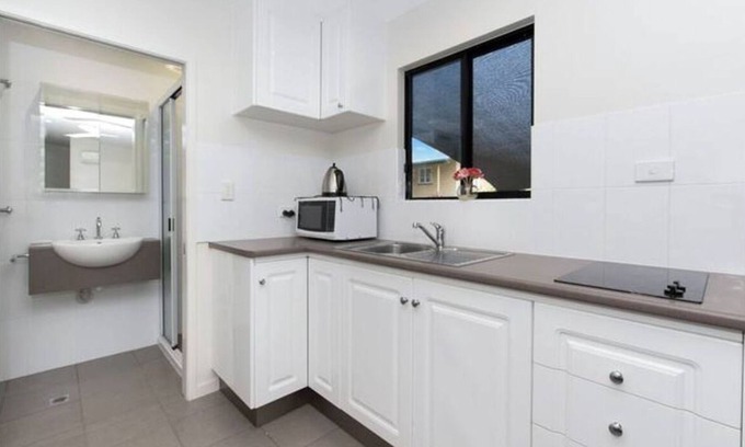 Gulliver Apartamento | Little Villa | Secure and Central Townsville**FULLY SERVICED and FURNISHED**