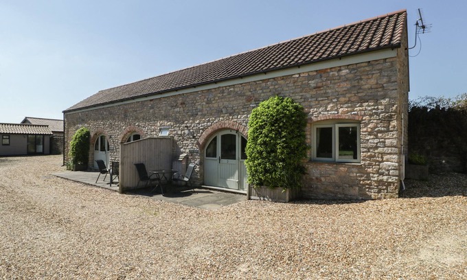 Loxton Cabaña | LITTLE WHARF, pet friendly, character holiday cottage in Bleadon