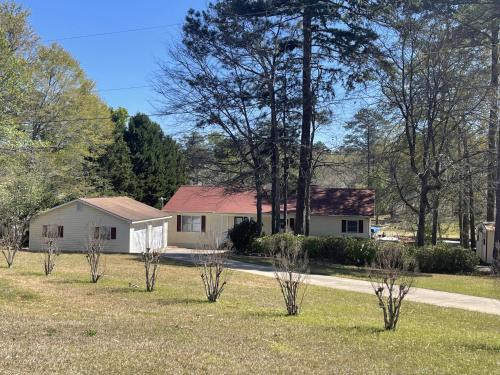 Milledgeville Casa | Liv at The Lake - Sinclair
