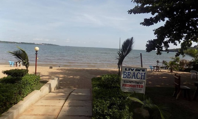 Entebbe Hotel | Livani Beach Motel