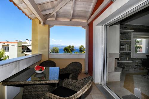 Kato Almiri Apartamento | LIVAS Almyri seafront flat