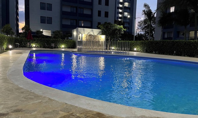 Punal Condominio | LIVERA RD 1 BEDROOM APARTMENT. 10 MINUTES FROM AIRPORT AND HOMS