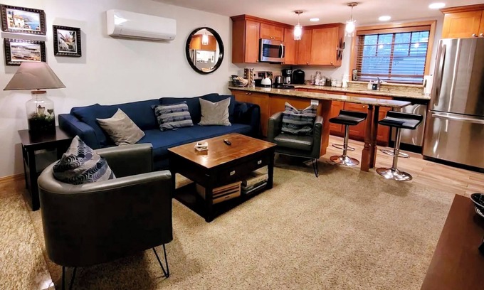 Laurelhurst Apartamento | Live like a local in Laurelhurst—family friendly