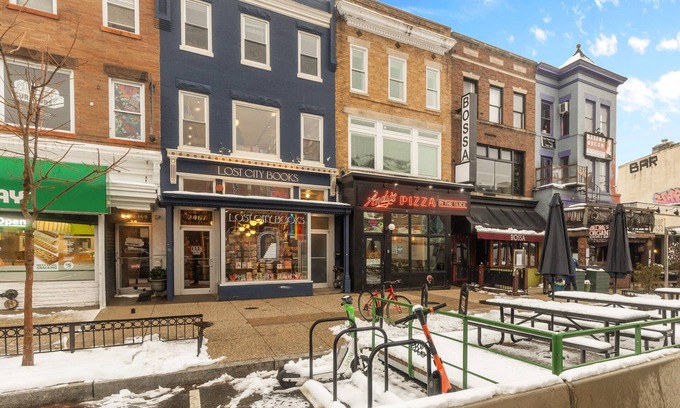 Reed-Cooke Cama Y Desayuno | Live Like a Local in the Heart of Adams Morgan