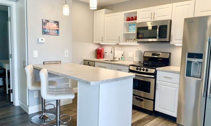 St. Pete Beach Cabaña | Live Like a Local :) 2 BLOCKS TO THE BEACH