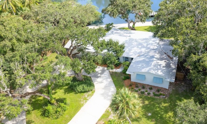 Orchid Isle Estates Casa | Live Oak on The Indian River