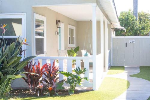 Del Mar Casa | Live the Beach Life in a Quaint Shell Cottage